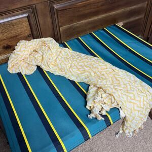 J. McLaughlin Yellow White Patterned Tassel Viscose Lightweight Scarf